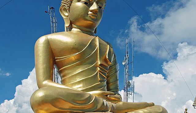 IL PODCAST DI OGGI: ambiente, società e politica mostrano in Thailandia tutte le loro criticità..