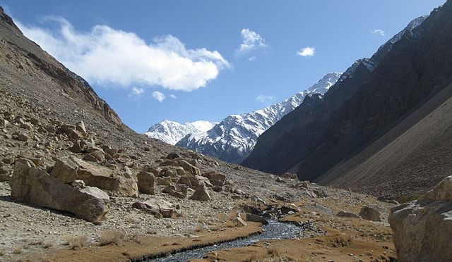 IL PODCAST DI OGGI: la Cina punta alle risorse minerarie dell’Afghanistan. Accordo sempre più vicino.