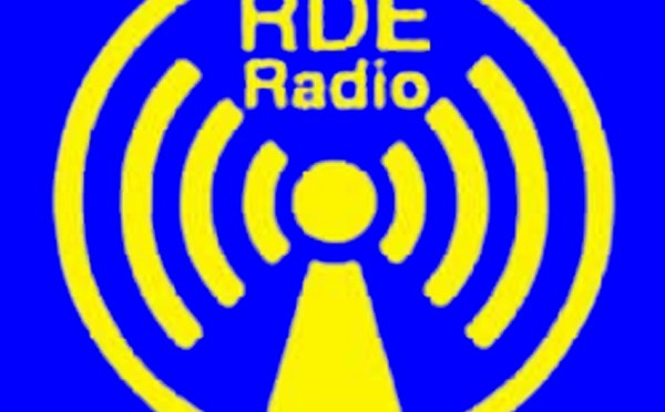 RDE in presa diretta. 13 settembre 2021 – 1 luglio 2022: una stagione radiofonica difficile ma sempre fedeli alla libertà di espressione e contro il pensiero unico.